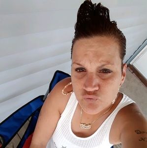 Meet your Posher, Tina